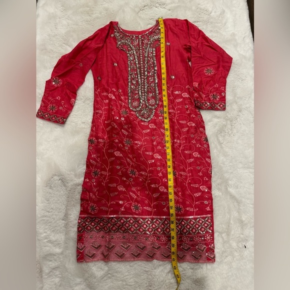 Asim Jofa Pakistani Luxury
Chiffon Dress set ( 3 )
Product Code: d#322 - Picture 6 of 8